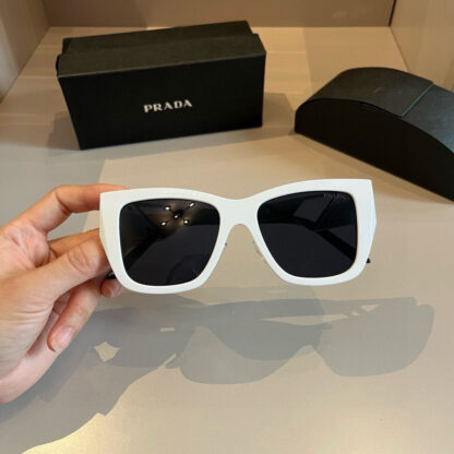Prada fashion trend sunglasses - Image 9