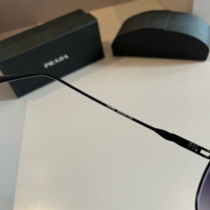 Prada fashion trend sunglasses - Image 9