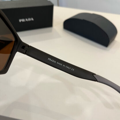 Prada fashion trend sunglasses - Image 9