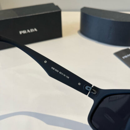 Prada fashion trend sunglasses - Image 9