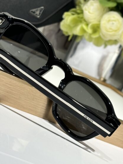 Prada fashion trend sunglasses - Image 9