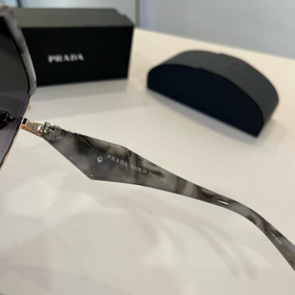 Prada fashion trend sunglasses - Image 9