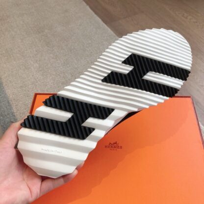 Hermes Men's Black and Gray Fashion Casual Sports Shoes - Image 9