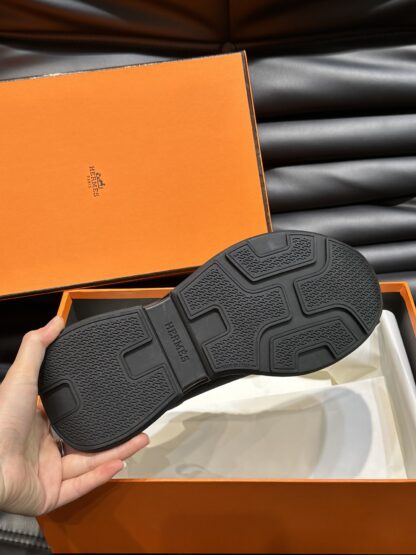 Hermes men's black breathable fashion casual sports shoes - Image 9