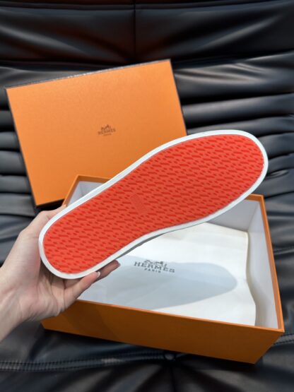Hermès men's white and blue color matching soft and comfortable high-top casual sports shoes - Image 9