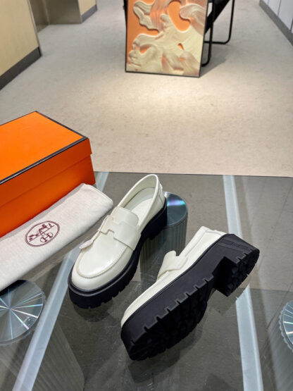 Hermes thick-soled Kelly comfortable loafers - Image 9