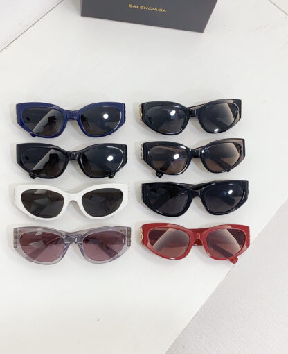 Balenciaga fashion sunglasses - Image 9