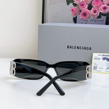 Balenciaga fashion sunglasses - Image 8