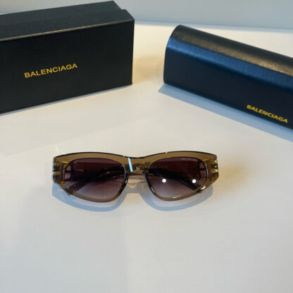 Balenciaga fashion sunglasses - Image 9