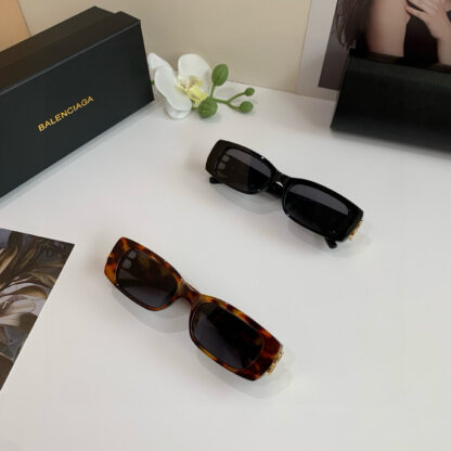Balenciaga fashion sunglasses - Image 8
