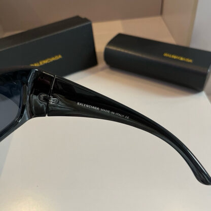 Balenciaga fashion sunglasses - Image 10