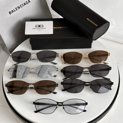 Balenciaga fashion sunglasses - Image 9