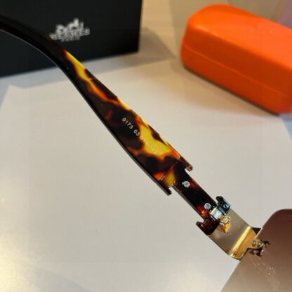 Hermes Fashion Sunglasses - Image 9