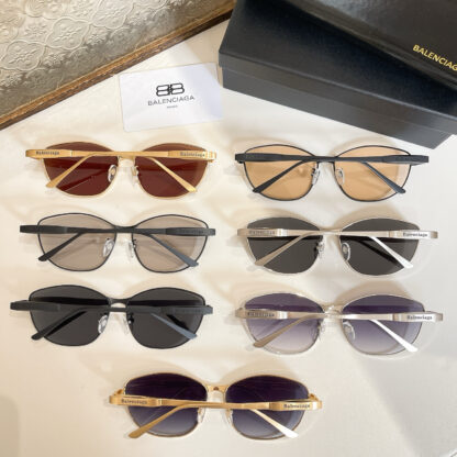 Balenciaga fashion sunglasses - Image 9