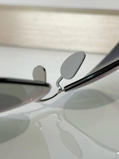 Balenciaga fashion sunglasses - Image 9
