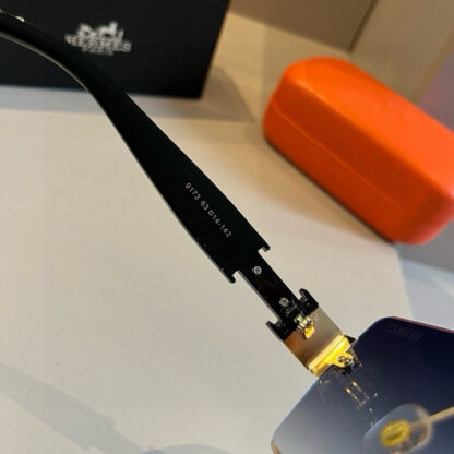 Hermes Fashion Sunglasses - Image 9