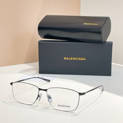 Balenciaga fashion sunglasses - Image 9