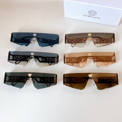 Versace fashion trend sunglasses - Image 9