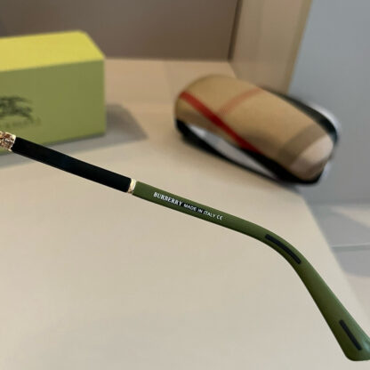 BURBERRY Fashion Temperament Sunglasses - Image 10