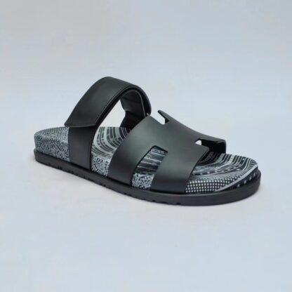 Hermès classic black and grey couple woven slippers - Image 9