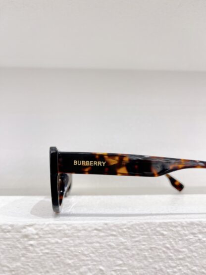 BURBERRY Fashion Temperament Sunglasses - Image 10