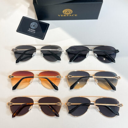 Versace fashion trend sunglasses - Image 9