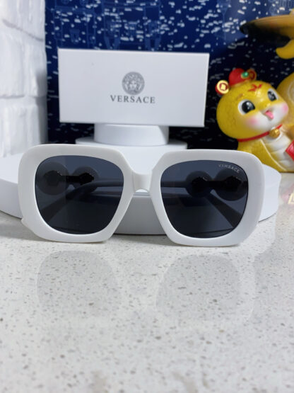 Versace fashion trend sunglasses - Image 10