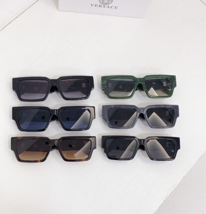 Versace fashion trend sunglasses - Image 9