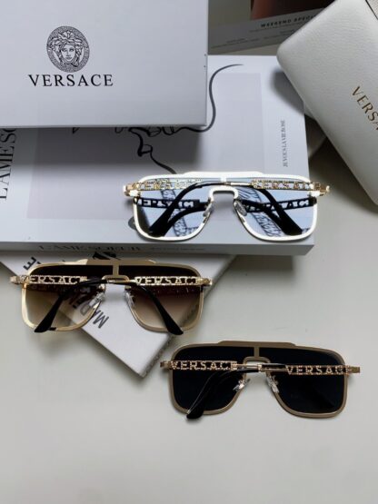 Versace fashion trend sunglasses - Image 9