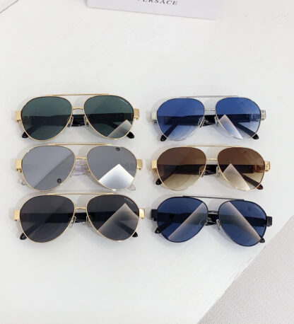 Versace fashion trend sunglasses - Image 9