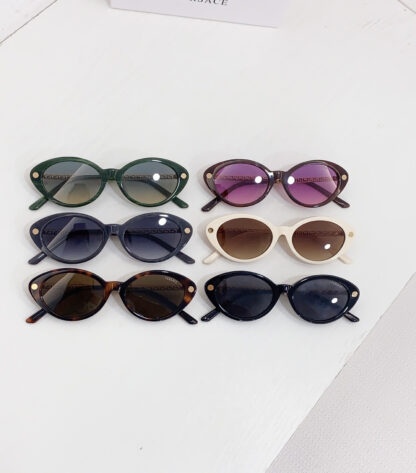 Versace fashion trend sunglasses - Image 9
