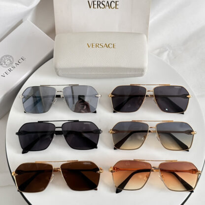 Versace fashion trend sunglasses - Image 7