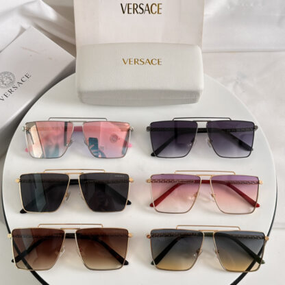 Versace fashion trend sunglasses - Image 9