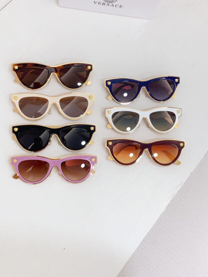 Versace fashion trend sunglasses - Image 9