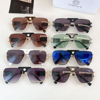 Versace fashion trend sunglasses - Image 9