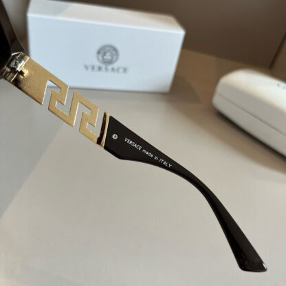 Versace fashion trend sunglasses - Image 9