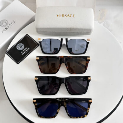 Versace fashion trend sunglasses - Image 9