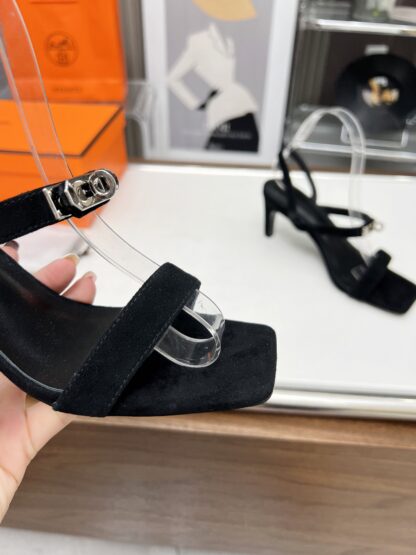 Hermès handmade black stiletto sandals - Image 9
