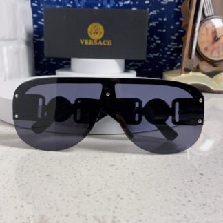 Versace fashion trend sunglasses