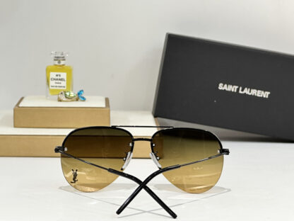 Yves Saint Laurent fashion sunglasses - Image 9