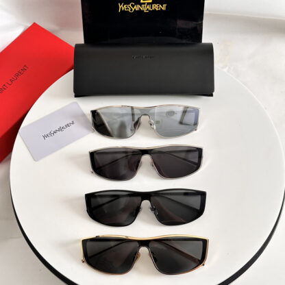 Yves Saint Laurent fashion sunglasses - Image 8