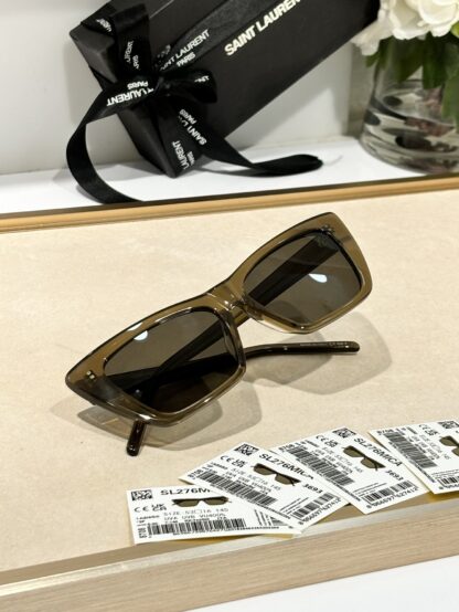 Yves Saint Laurent fashion sunglasses - Image 9