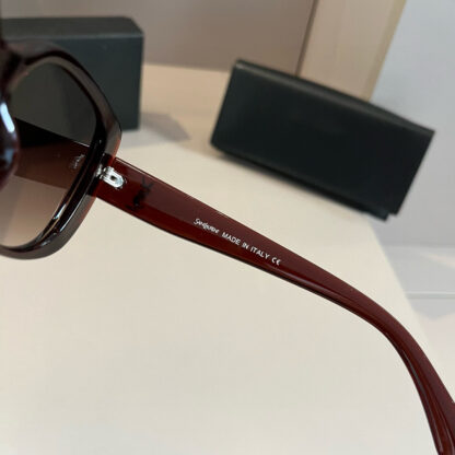 Yves Saint Laurent fashion sunglasses - Image 9