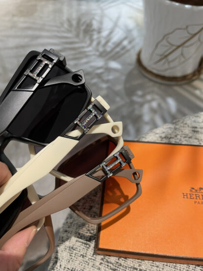 Hermes Fashion Sunglasses - Image 9