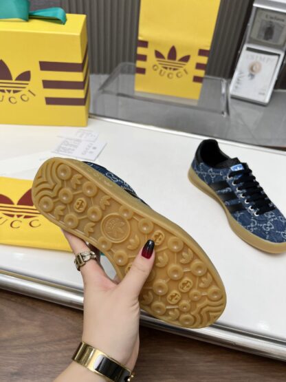 Gucci co-branded Dexter shoes - Image 8