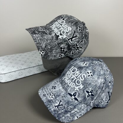 Louis Vuitton Baseball Cap - Image 9
