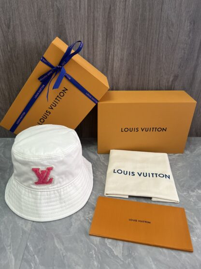 Louis Vuitton Spring and Summer New Bucket Hat Signature Cotton Hat - Image 9