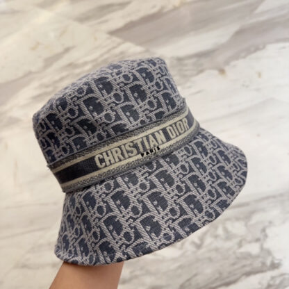 Dior exquisite and fashionable bucket hat - Image 9