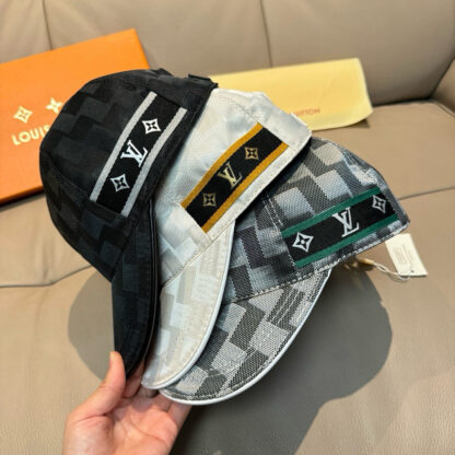 Louis Vuitton Classic Checkerboard Baseball Cap - Image 9