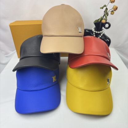 Louis Vuitton leather baseball cap - Image 9